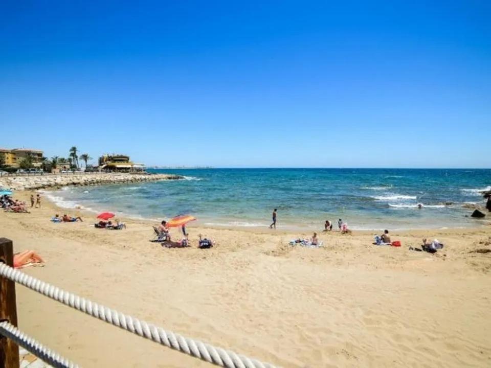 Apartment Deluxe Clara Sea Senses Torrevieja Zewnętrze zdjęcie