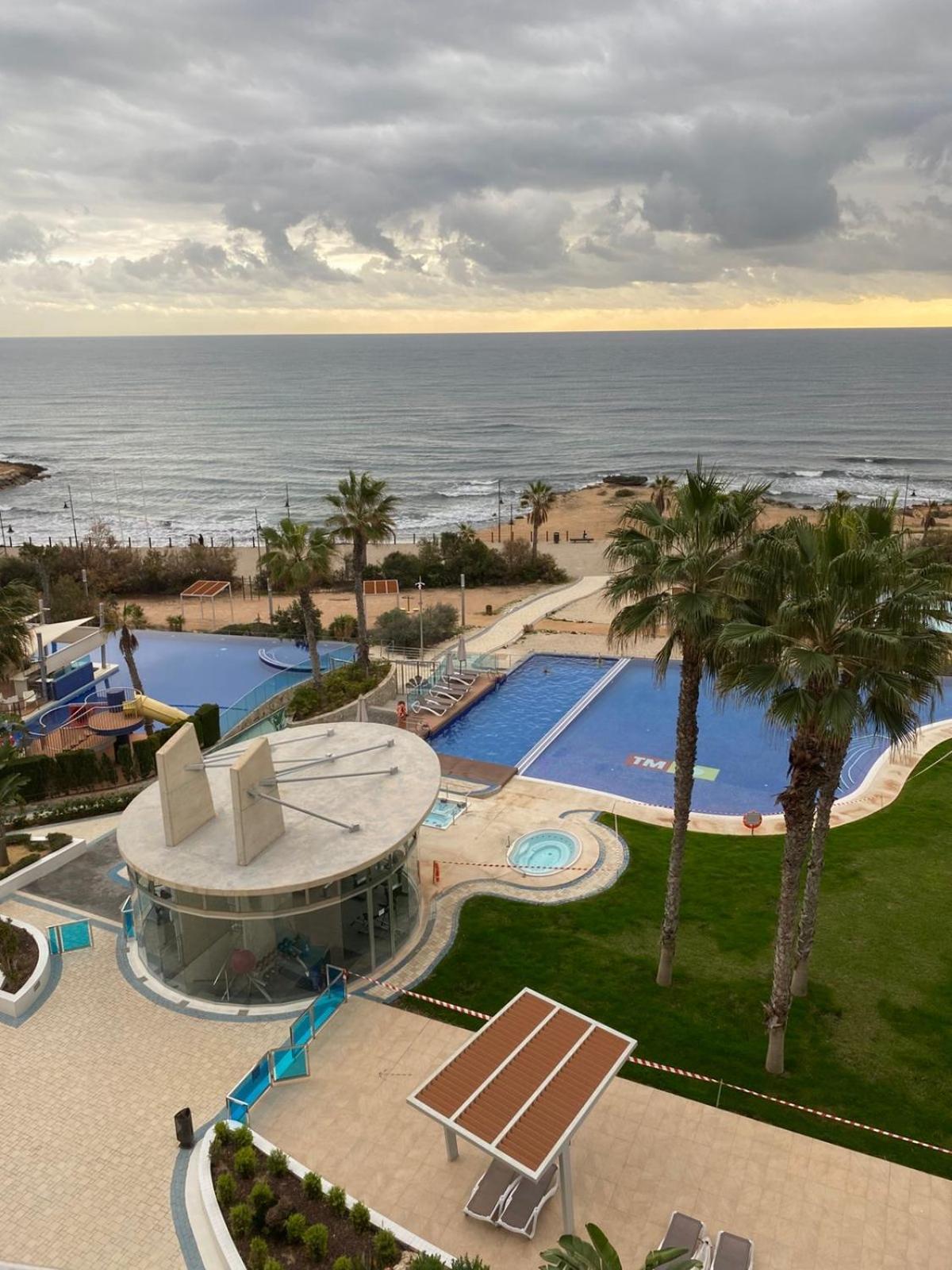 Apartment Deluxe Clara Sea Senses Torrevieja Zewnętrze zdjęcie